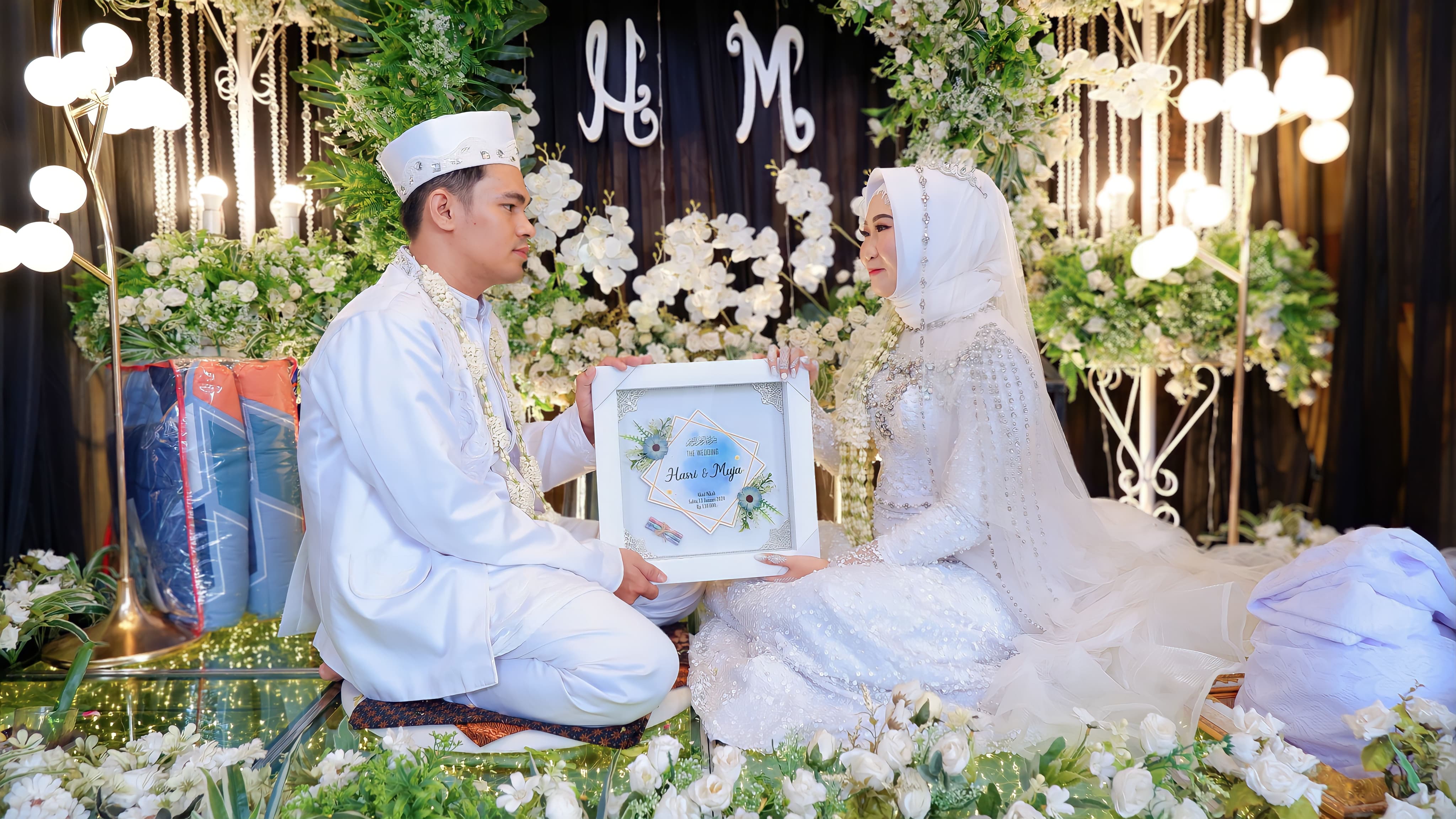 galleri Inspirasi Undangan Pernikahan Digital Mujahid & Hasri